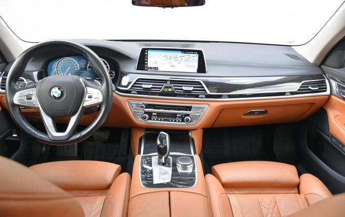 BMW Seria 7 cena 179900 przebieg: 96100, rok produkcji 2017 z Grodzisk Mazowiecki małe 137